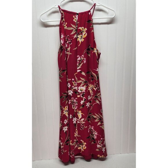 Floral Red Sleeveless Halter Dress With Gold Accents By White House Black Market - Picture 2 of 11